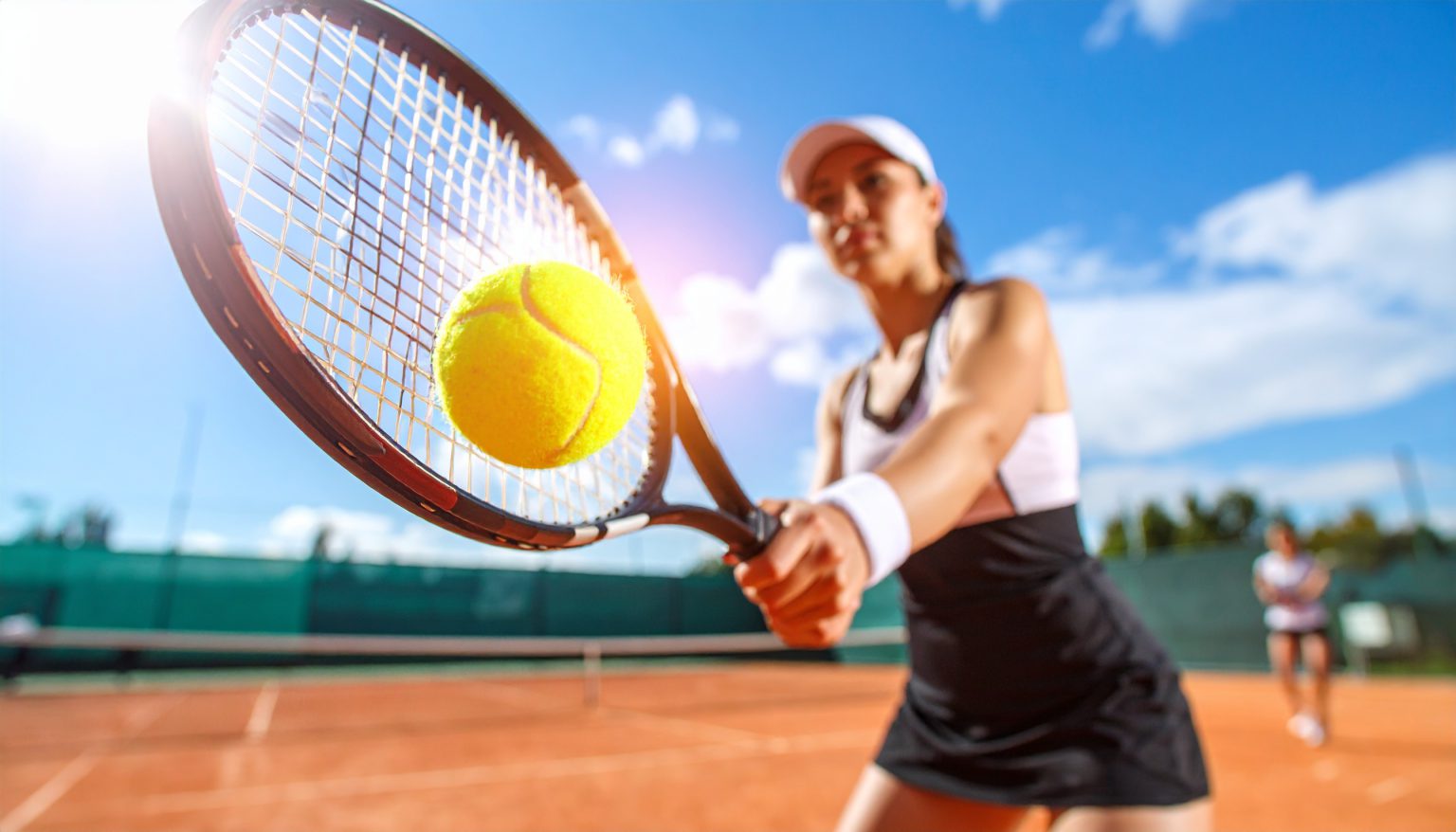 adhérent tennis club Suresnes