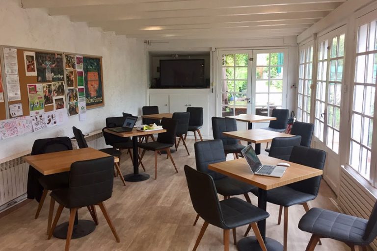 club house tennis club Suresnes